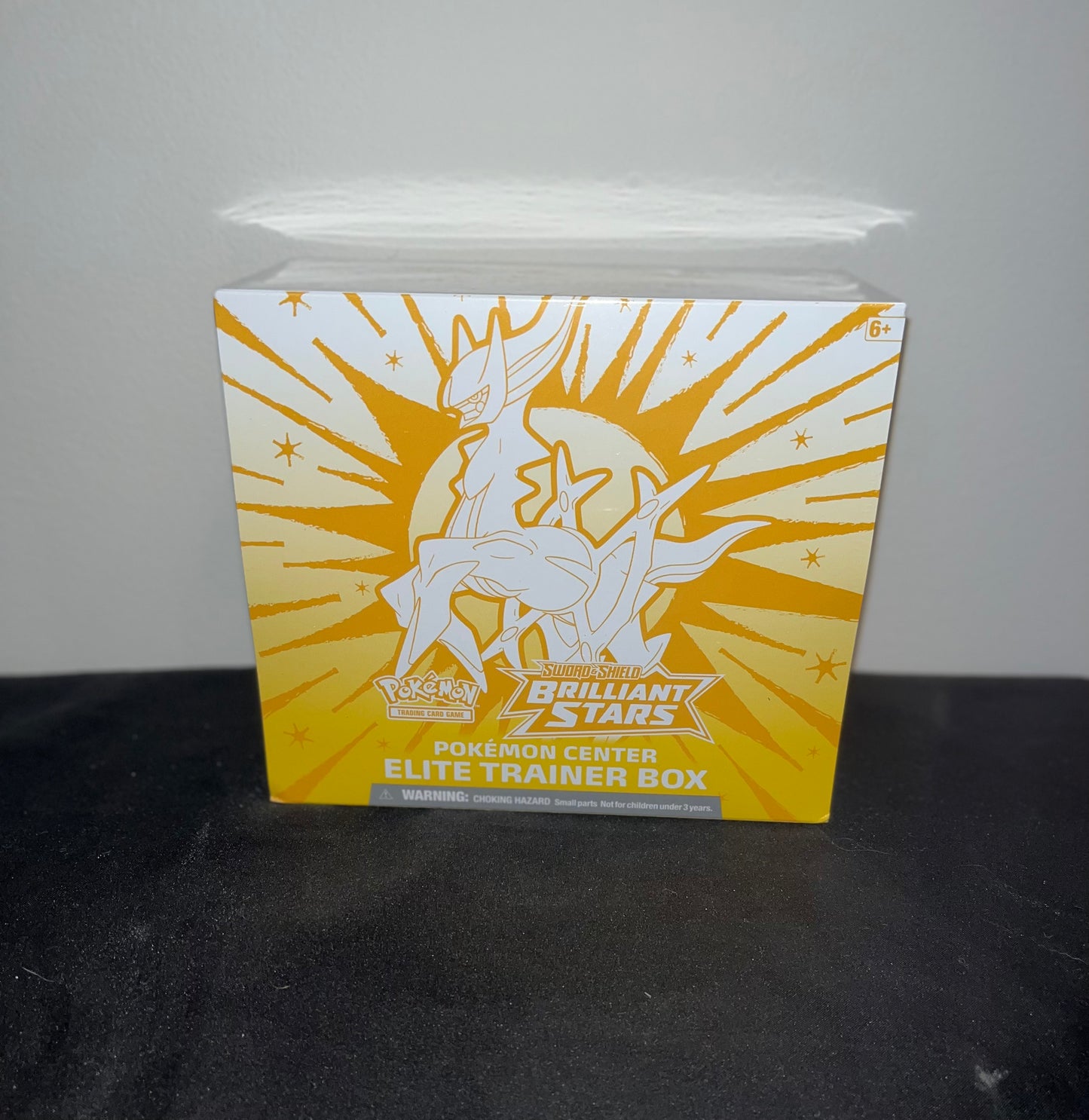 Sword & Shield-Brilliant Stars *Pokémon Center* Elite Trainer Box